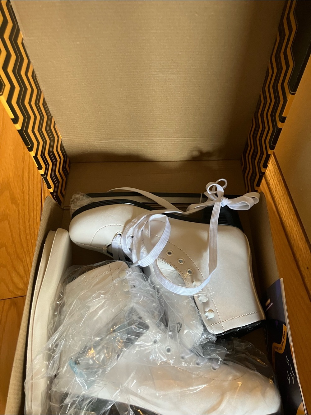 Black Women's Ice Skates